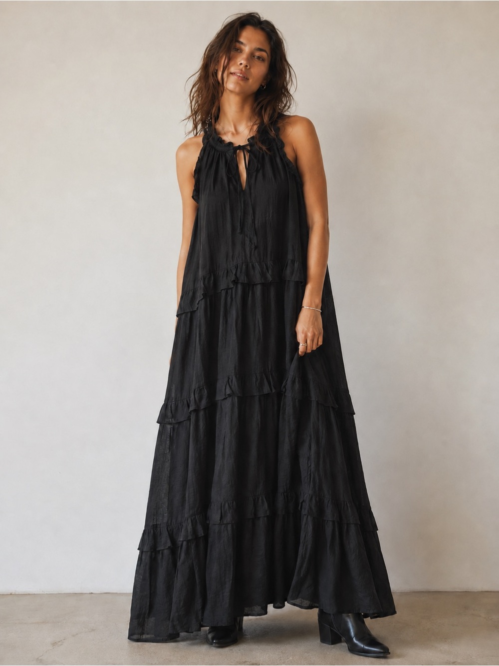 &merci Black Ruffle Tiered Halter Maxi Dress
lined